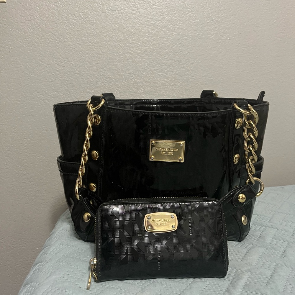 Michael Kors Black Tote Bag and Wallet Set